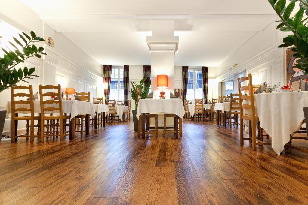 Hotel Restaurant La Cigogne Munster  Buitenkant foto