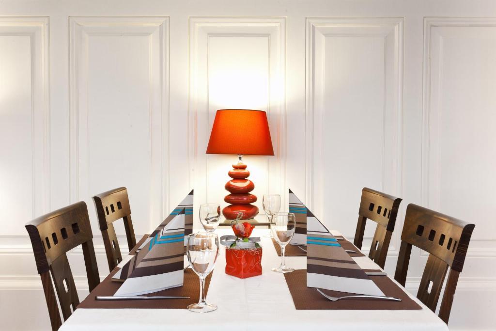 Hotel Restaurant La Cigogne Munster  Buitenkant foto